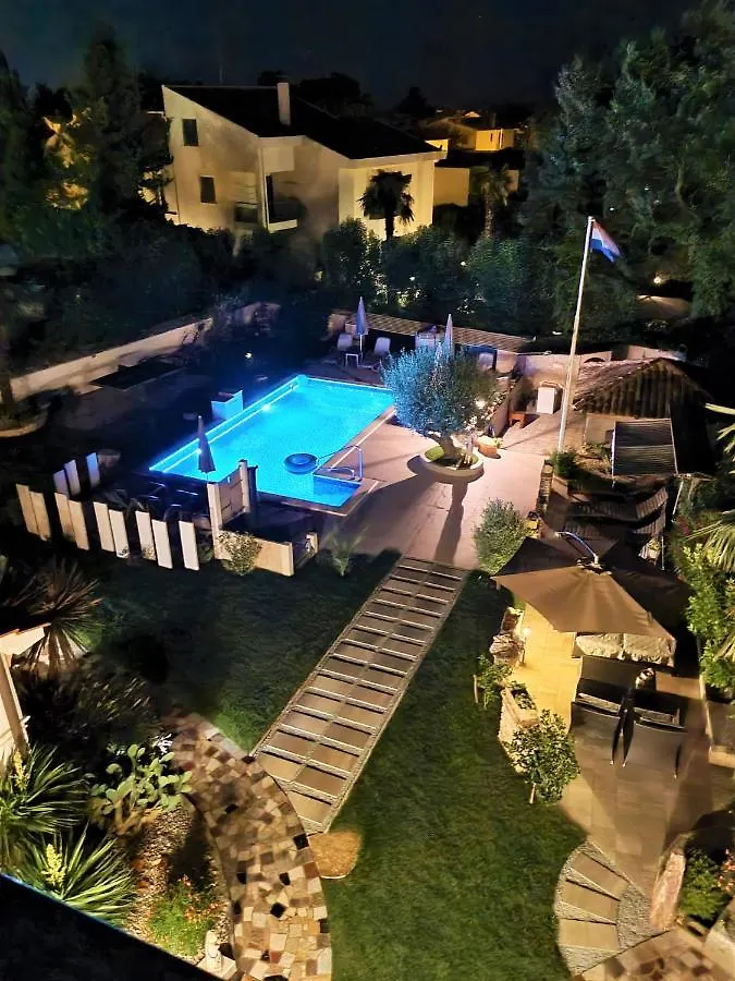 Apartment Villa Engel With Pool Porec 0*,
